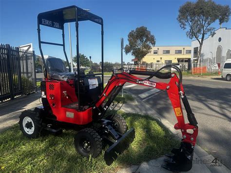 hyundai mini excavator reviews|hzc mini excavator reviews.